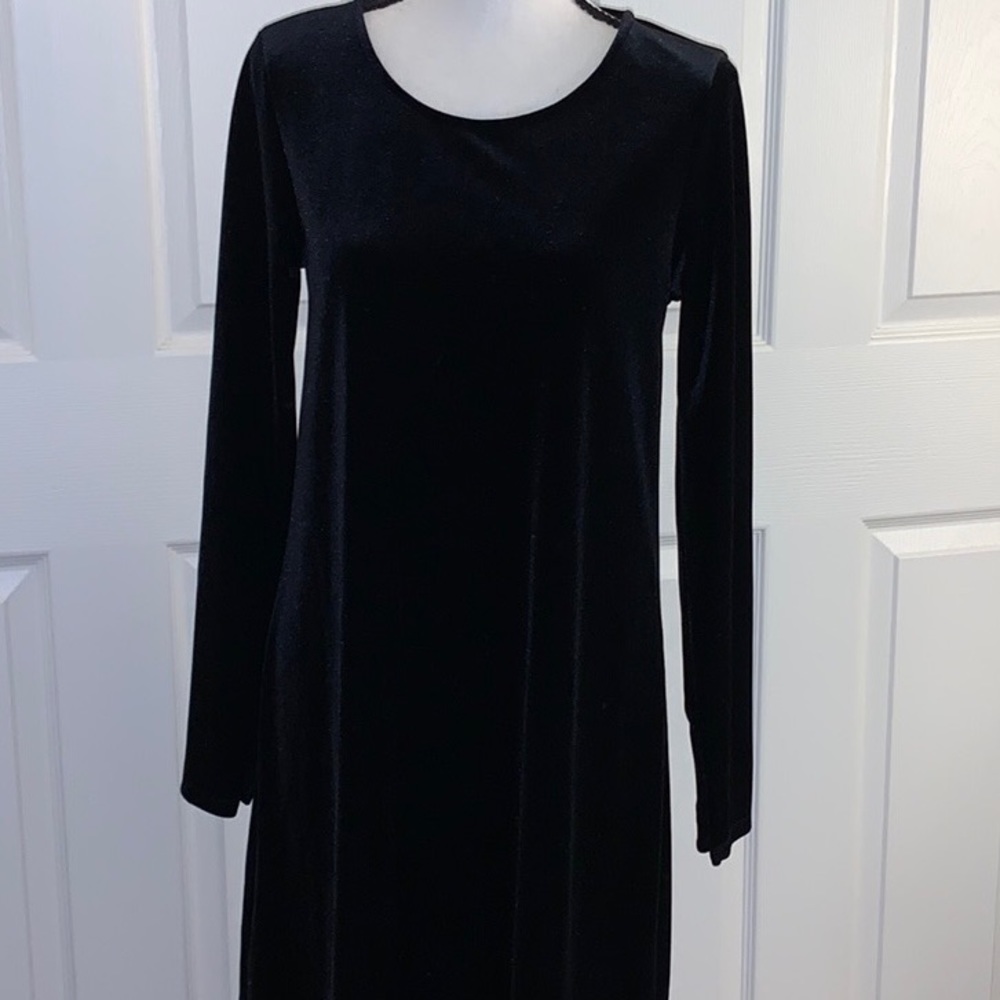 New black dress from Gap
